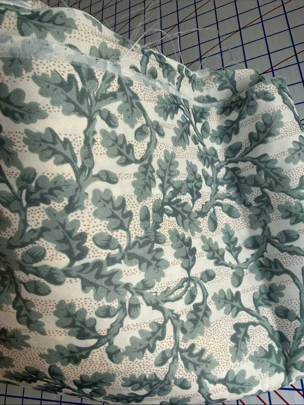 Vintage Lightweight Lining Fabric Oak Acorn Print 2+ Yds x 56